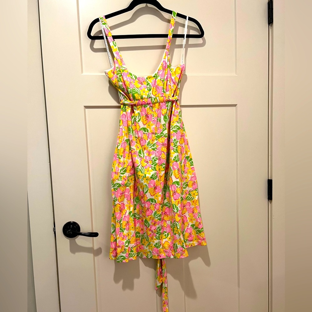 Lilly Pulitzer Floral Dress - Medium. Excellent Condition!